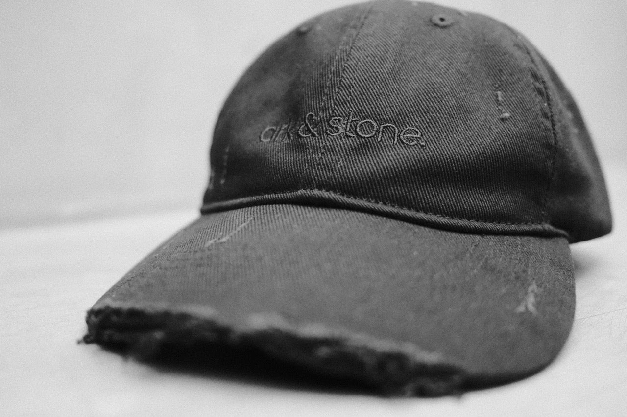 FRAGMENTS 02. LEGACY DAD HAT.