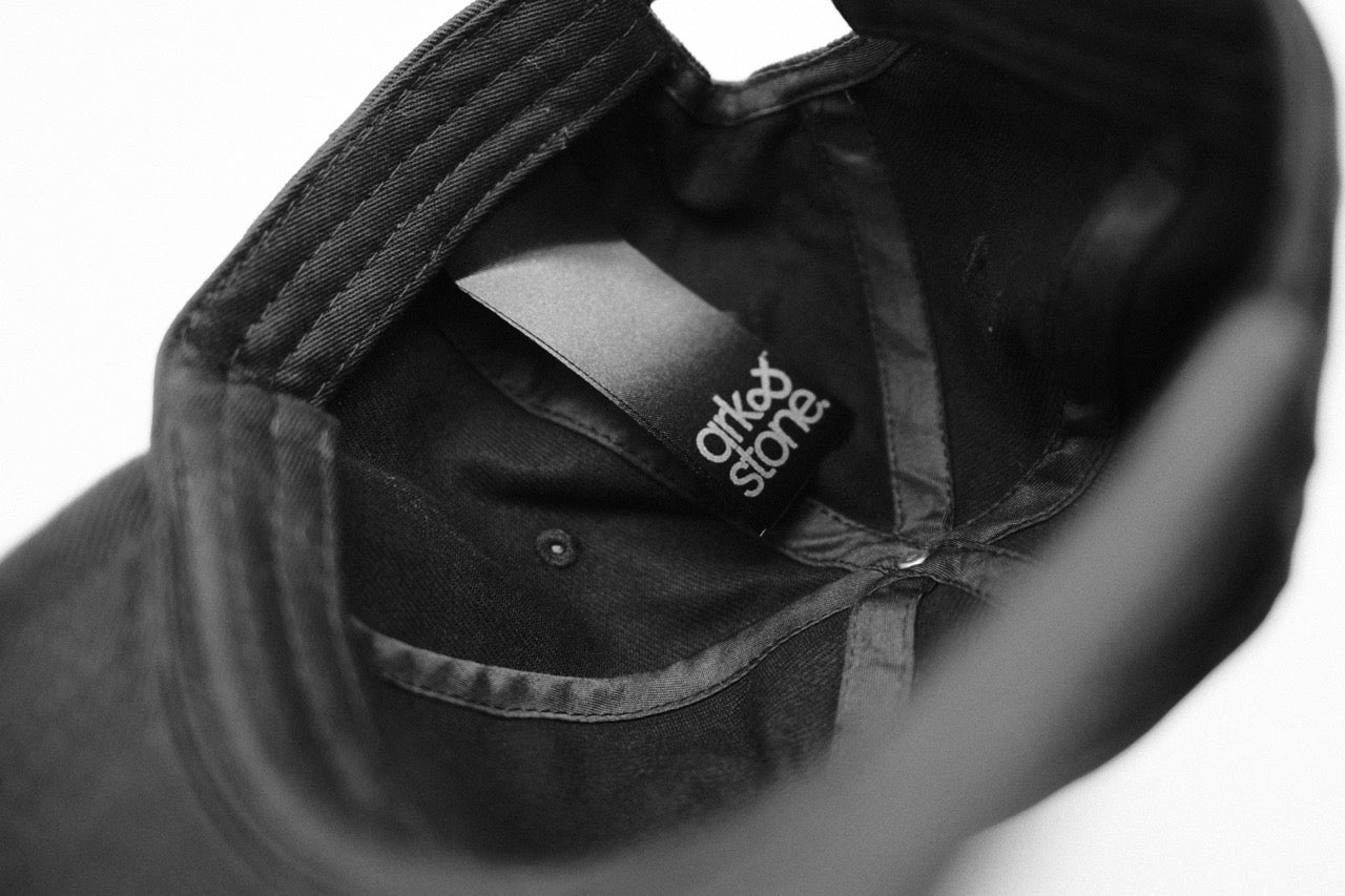 FRAGMENTS 02. LEGACY DAD HAT.