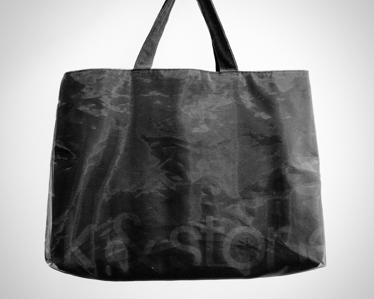 FRAGMENTS 01. THE VESSEL TOTE.