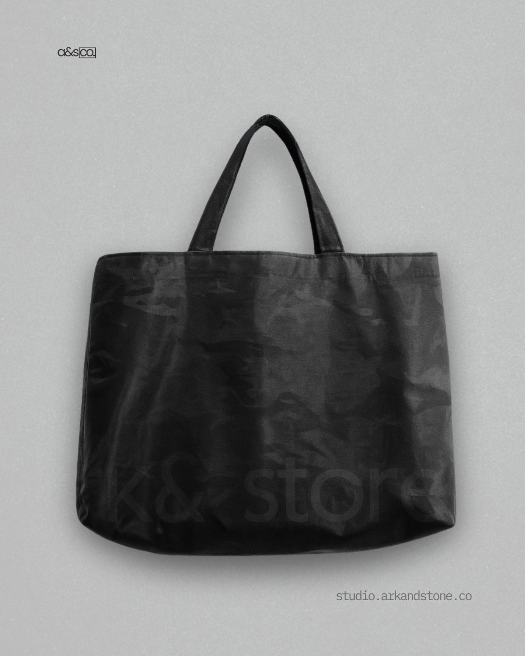 FRAGMENTS 01. THE VESSEL TOTE.