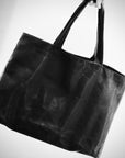 FRAGMENTS 01. THE VESSEL TOTE.