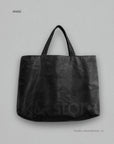 FRAGMENTS 01. THE VESSEL TOTE.